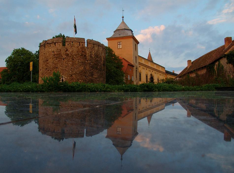 Hotel Patria Печ Екстер'єр фото